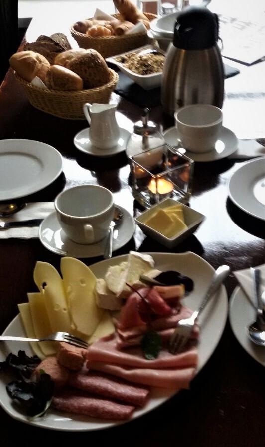 Basalt Hotel Restaurant Lounge Ховахт Экстерьер фото